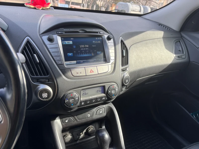 Hyundai IX35, снимка 6 - Автомобили и джипове - 49240847