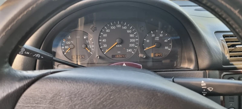 Mercedes-Benz ML 270 W163 cdi, снимка 6 - Автомобили и джипове - 51638861