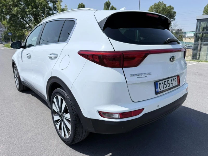 Kia Sportage 1.7 CRDI Automatic , снимка 5 - Автомобили и джипове - 52632826