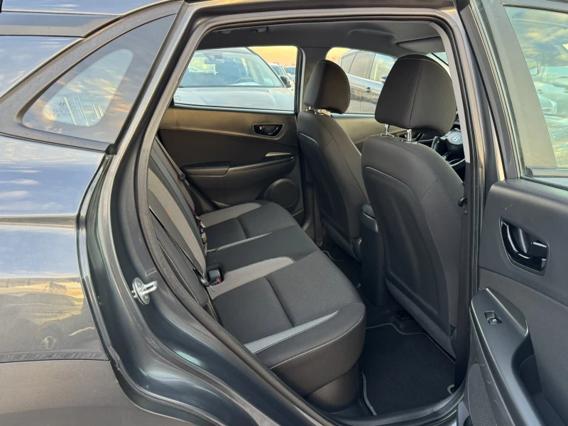 Hyundai Kona 1.6 HIBRID, снимка 13 - Автомобили и джипове - 52938006