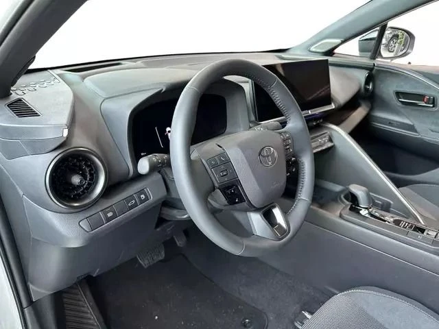 Toyota C-HR 2.0 Hybrid Black and White , снимка 10 - Автомобили и джипове - 48668874