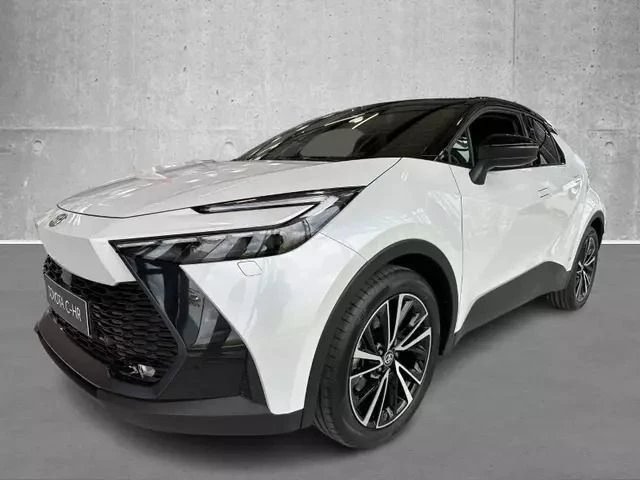 Toyota C-HR 2.0 Hybrid Black and White  - изображение 3