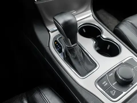 Jeep Grand cherokee LIMITED* 4x4* Distr* ПОДГРЕВИ* ОБДУХВАНЕ* PANO, снимка 10 - Автомобили и джипове - 55093840