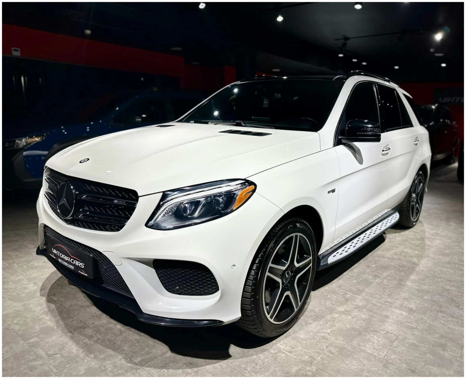 Mercedes-Benz GLE 43 AMG Blackpack* 4matic* Pano - изображение 3