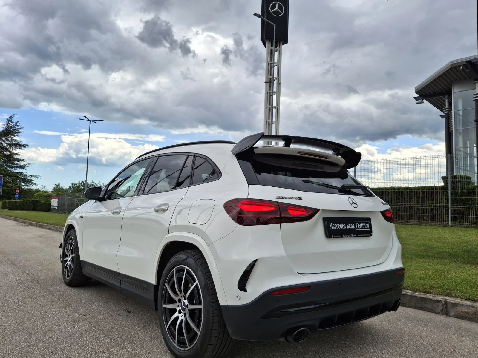 Mercedes-Benz GLA 35 AMG 4MATIC - изображение 5