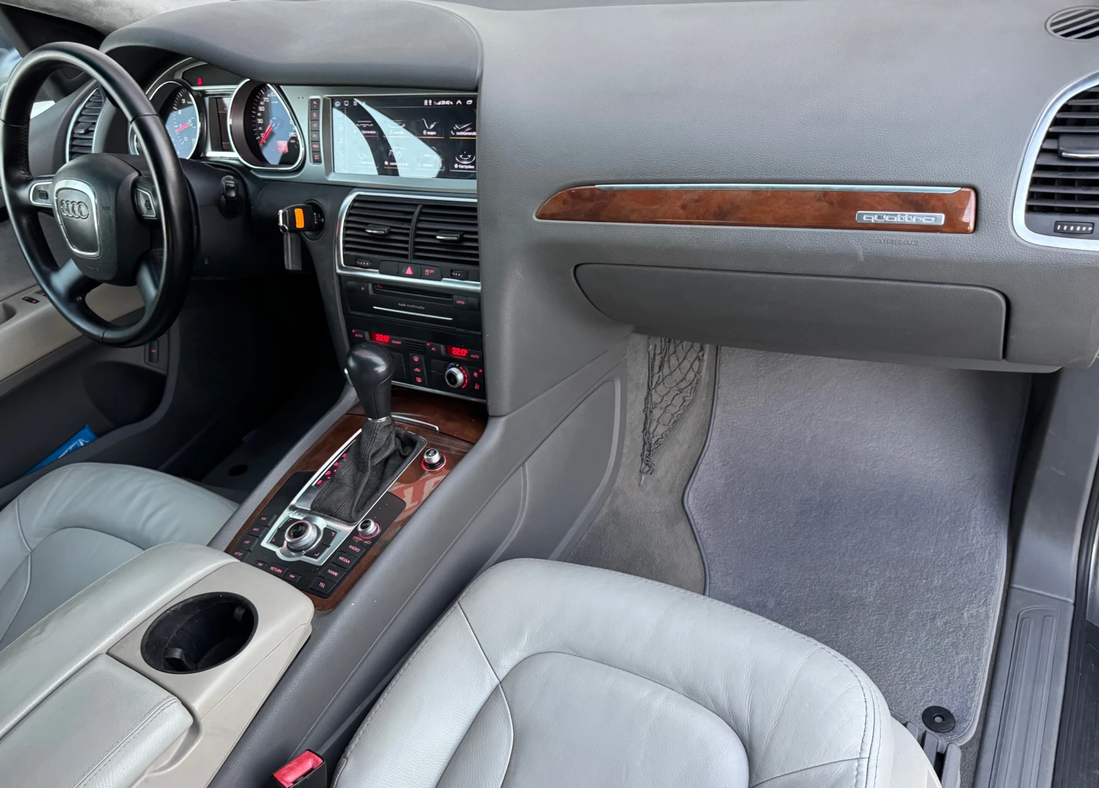 Audi Q7 3, 0i supercharger 333ps, 6+ 1м., нави, лед, мулти - изображение 9