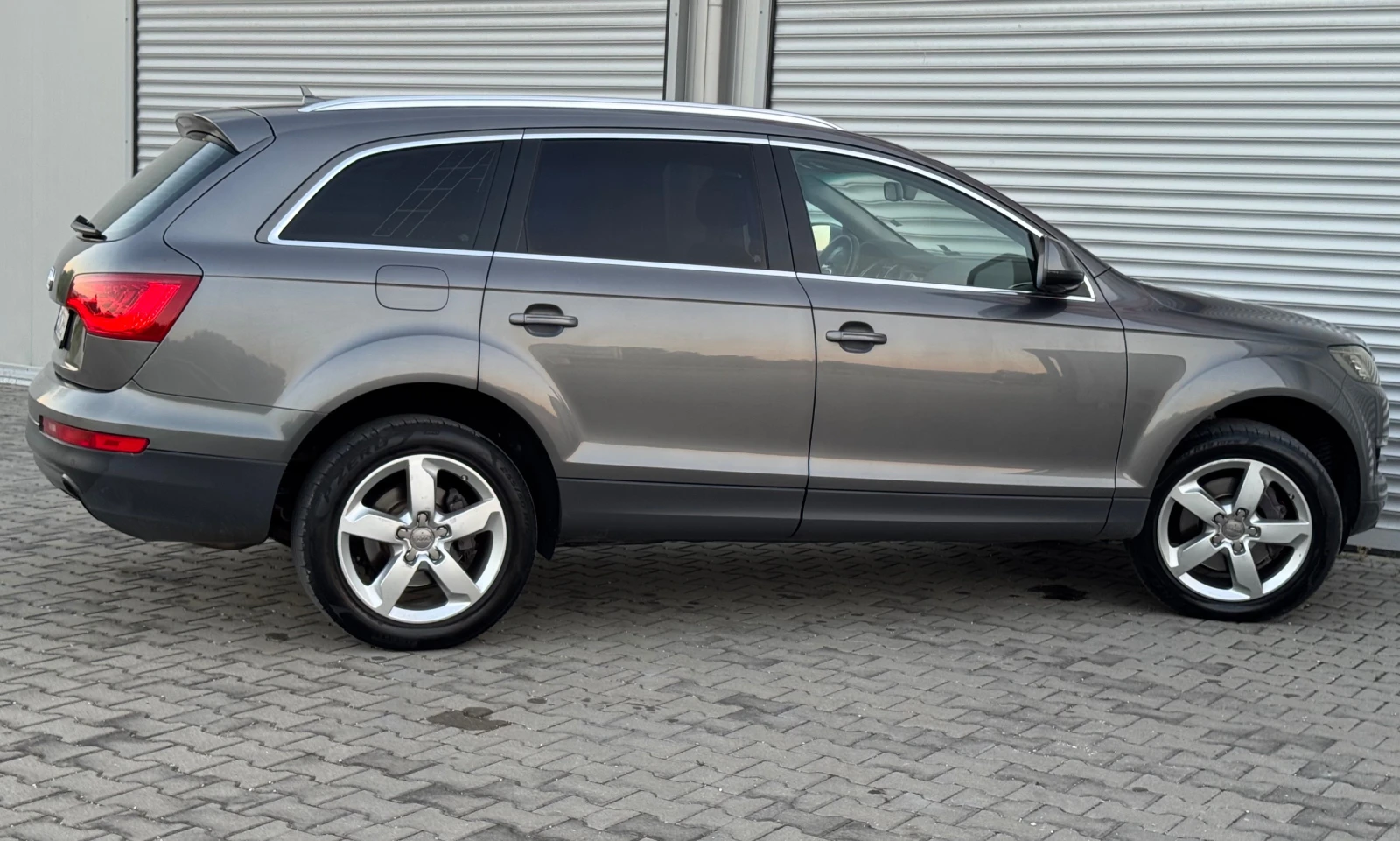Audi Q7 3, 0i supercharger 333ps, 6+ 1м., нави, лед, мулти - изображение 8