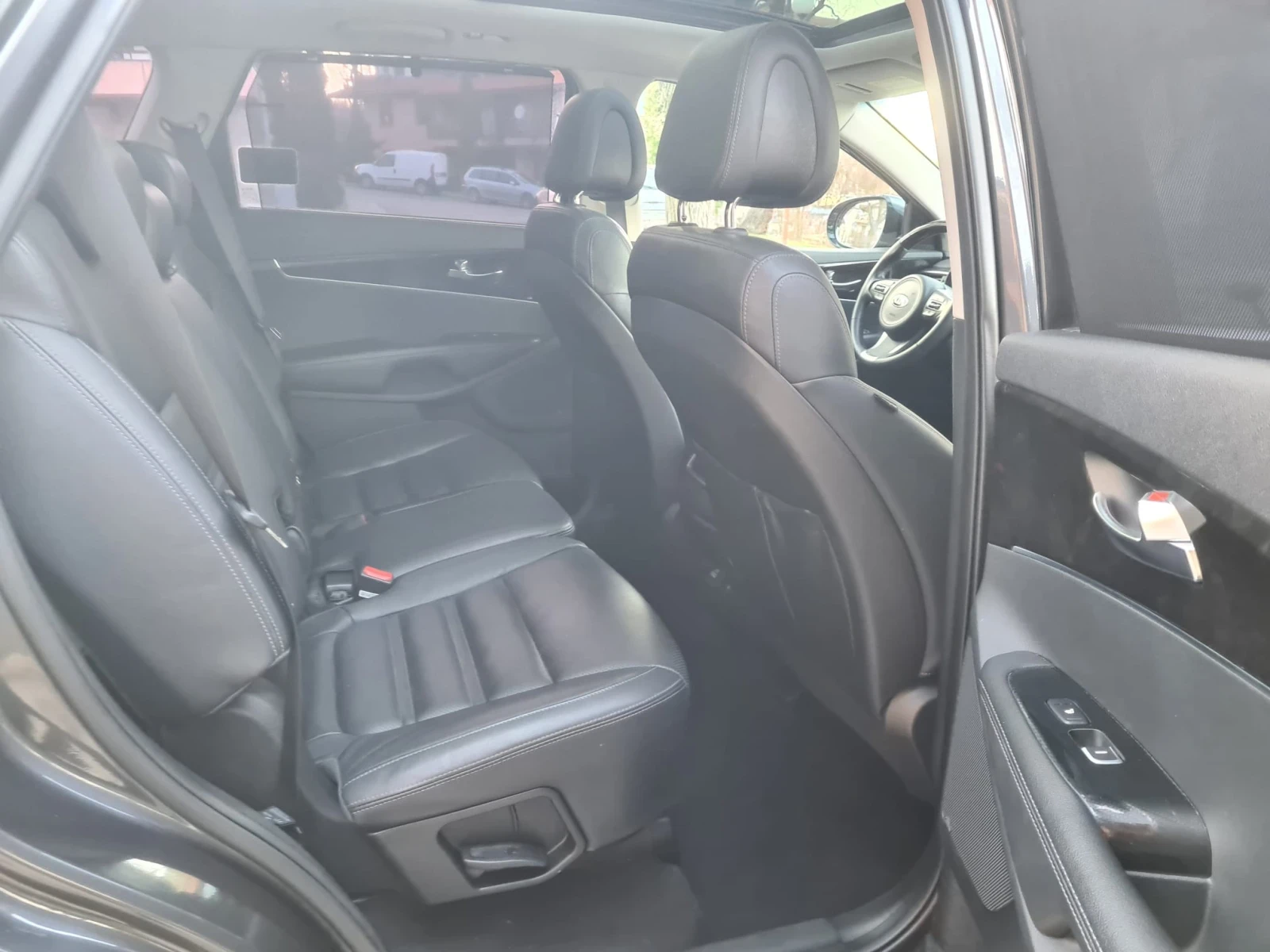 Kia Sorento 2.2 CRDI 202 �.�. 4WD  | Mobile.bg � ����������� 11