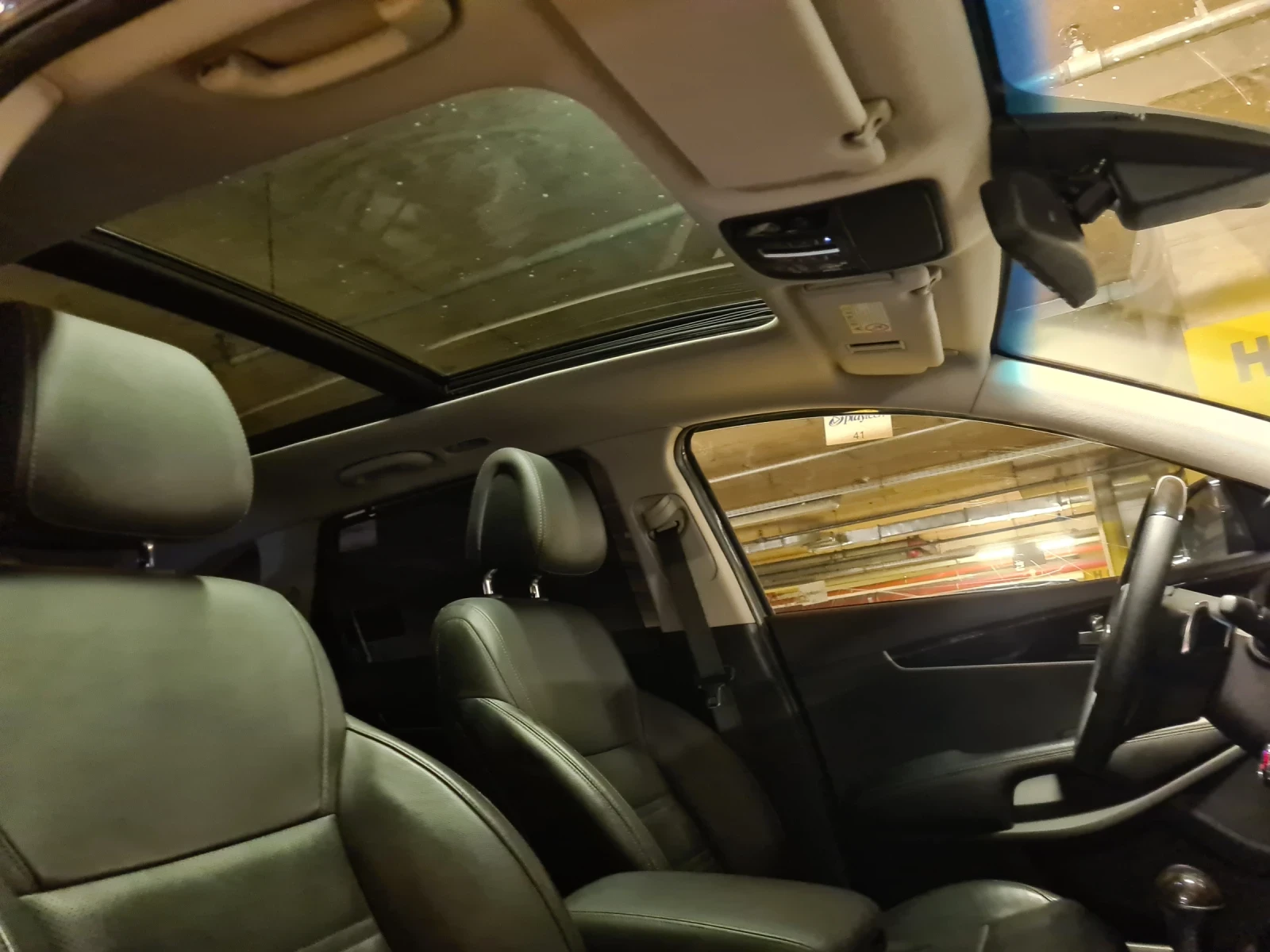 Kia Sorento 2.2 CRDI 202 к.с. 4WD, снимка 16 - Автомобили и джипове - 53713919