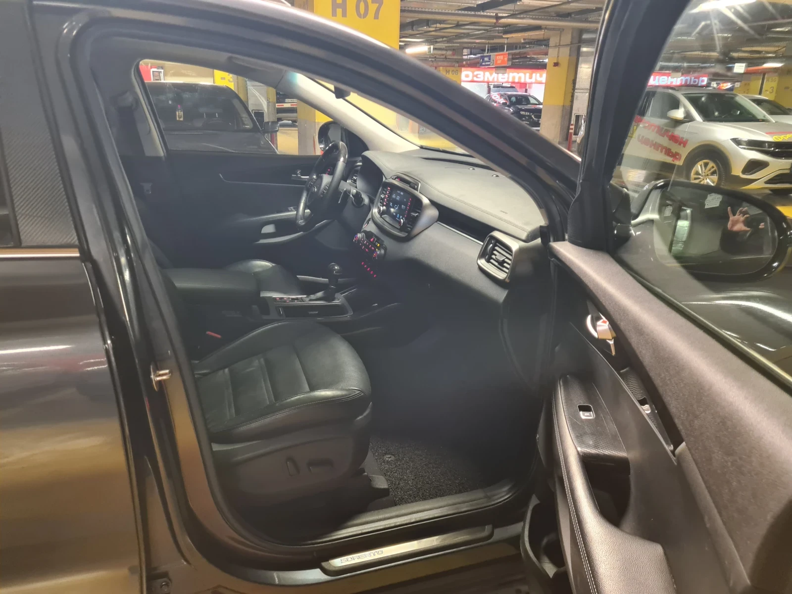 Kia Sorento 2.2 CRDI 202 к.с. 4WD, снимка 12 - Автомобили и джипове - 53713919