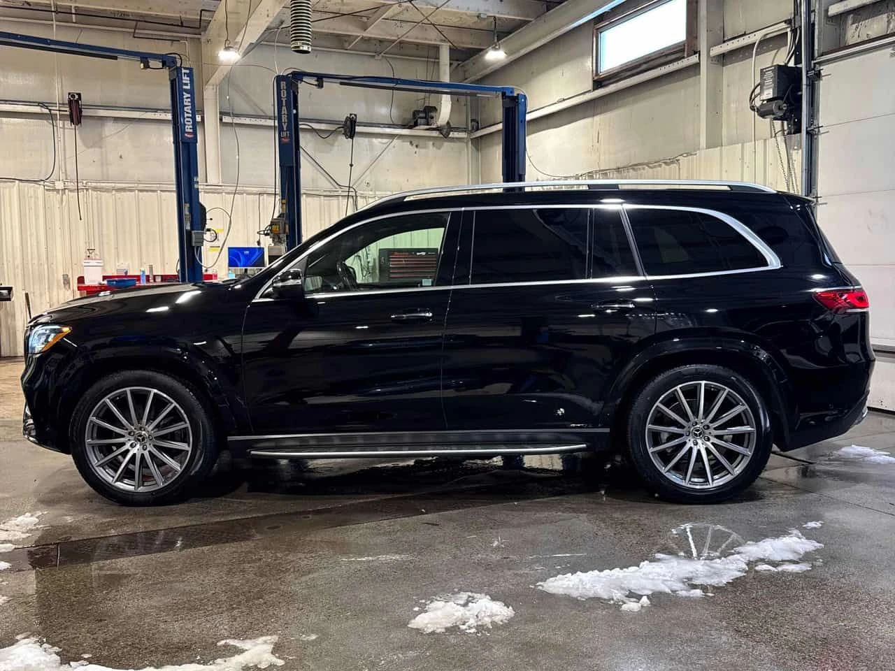 Mercedes-Benz GLS 450 * CARFAX * 7 МЕСТА * BURMESTER * ОБДУХВАНЕ - изображение 2