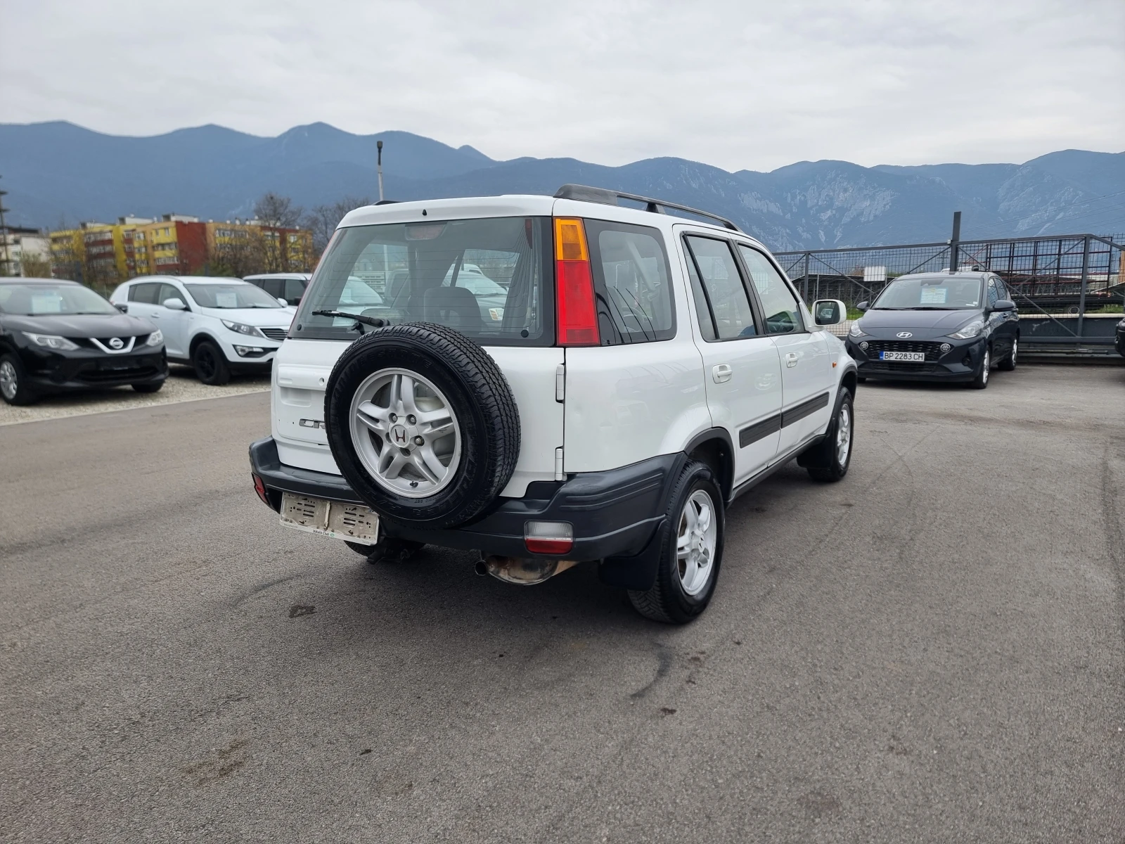 Honda Cr-v 2.0I GAS, снимка 6 - Автомобили и джипове - 54163863