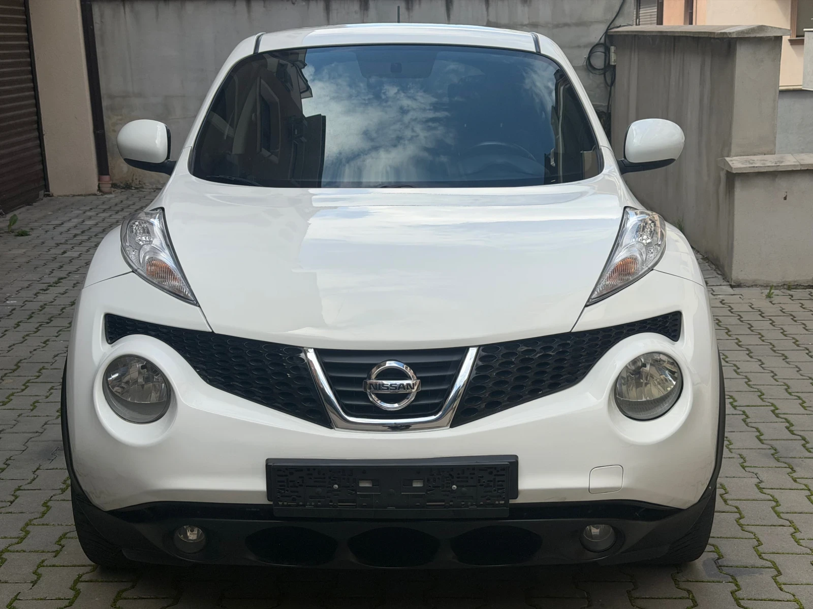 Nissan Juke 1.6i, снимка 3 - Автомобили и джипове - 54292675