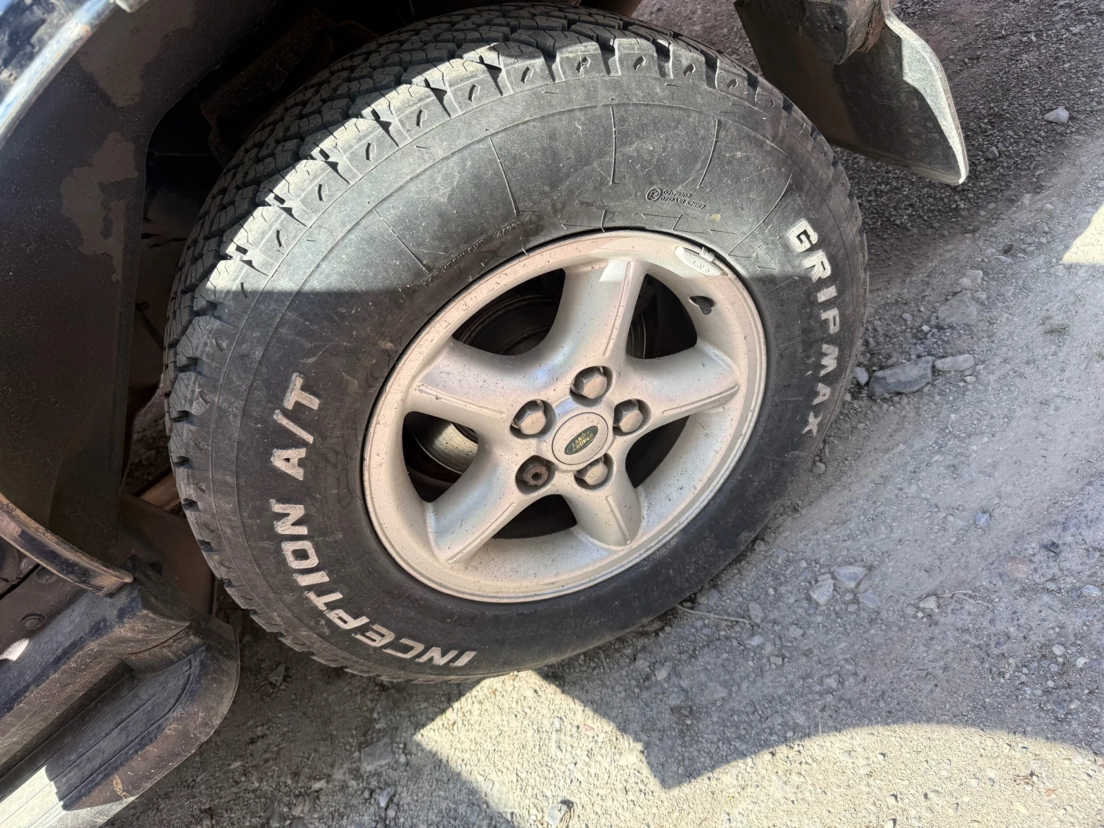 Land Rover Discovery 2.5Td5, снимка 11 - Автомобили и джипове - 54508326