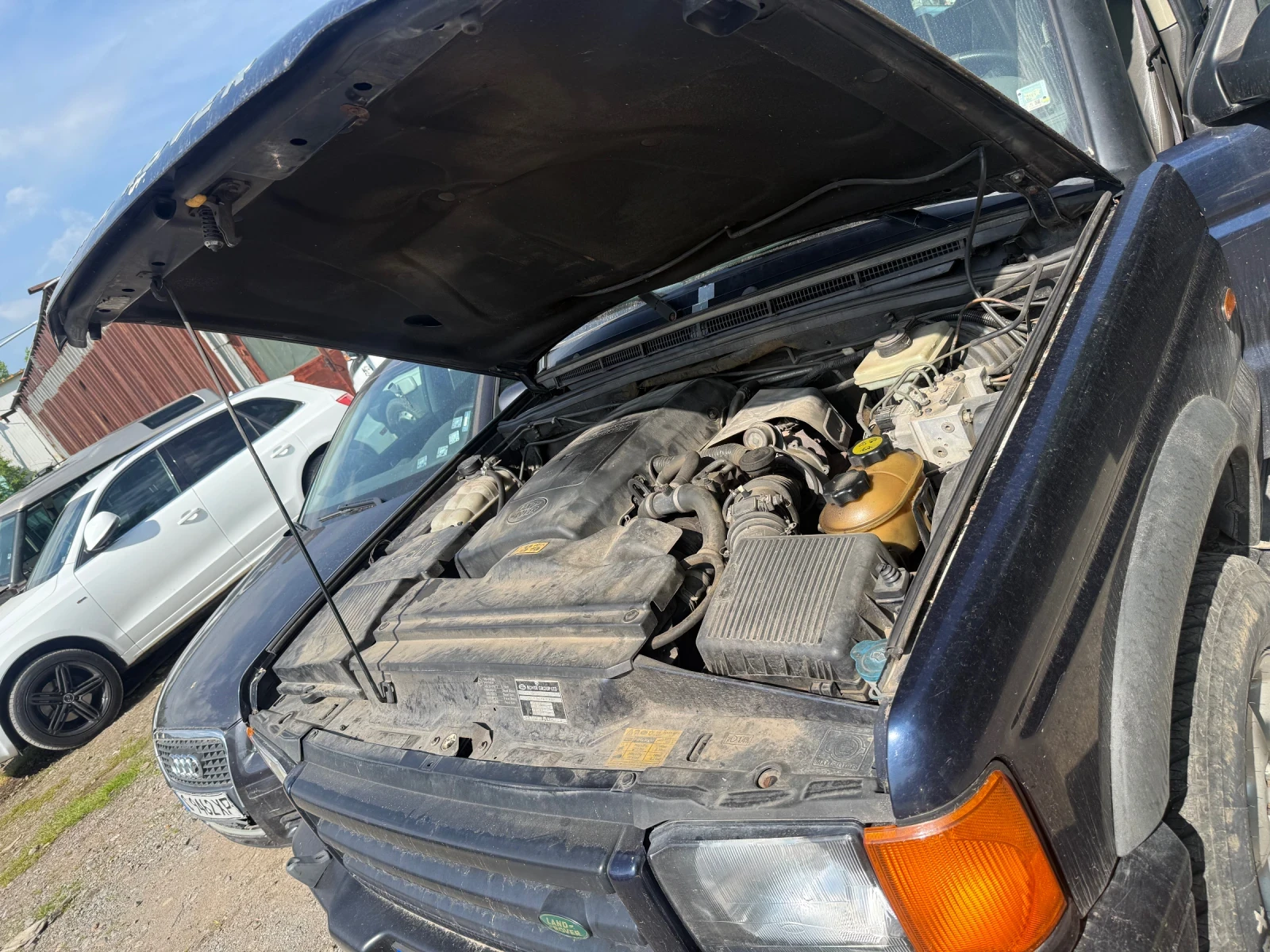 Land Rover Discovery 2.5Td5, снимка 7 - Автомобили и джипове - 54508326
