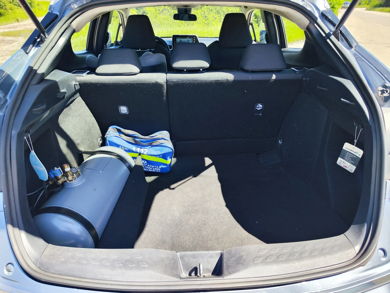 Toyota C-HR 1.8 Hybrid LPG, снимка 12 - Автомобили и джипове - 54741415