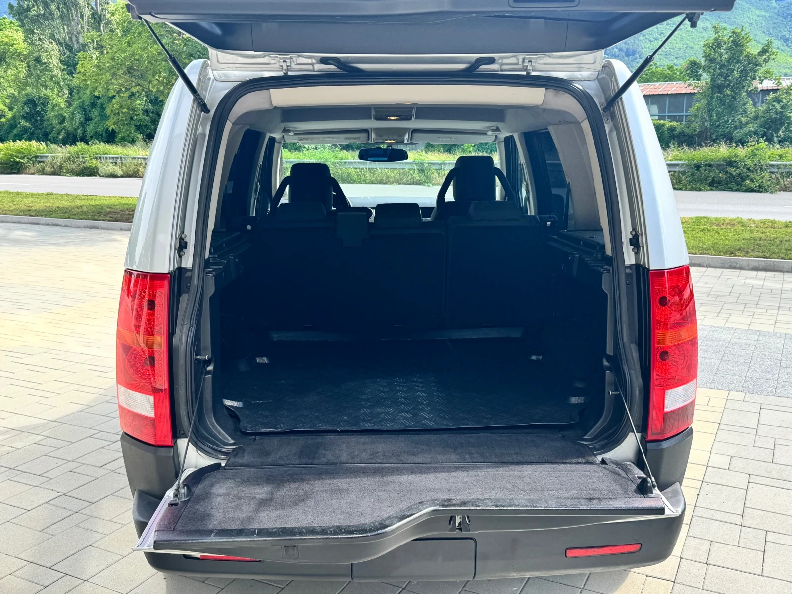 Land Rover Discovery TDI V6 Бартер, снимка 13 - Автомобили и джипове - 54904809
