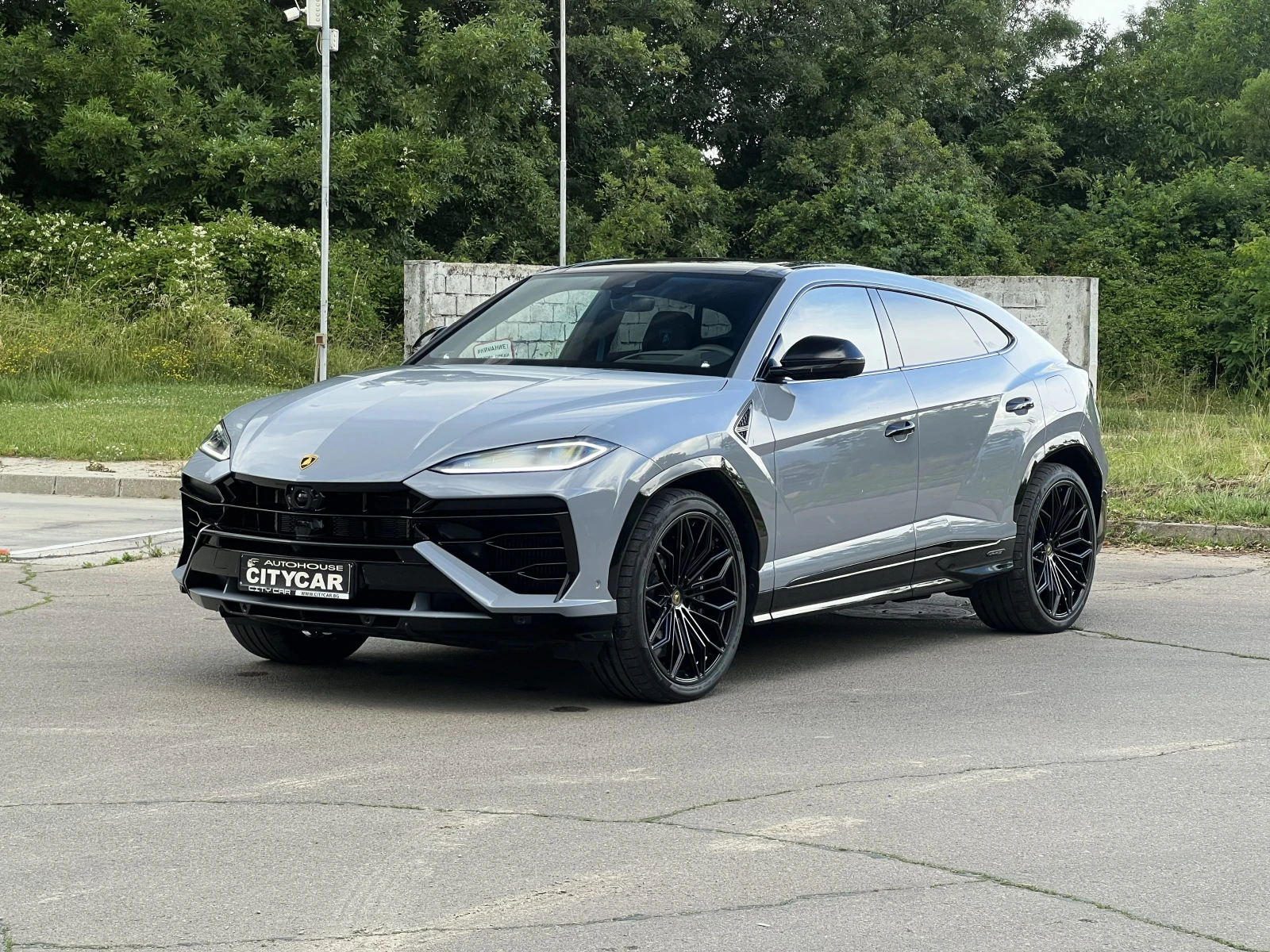Lamborghini Urus SE / FACELIFT / PLUG-IN / CARBON / B&O / HUD / 360, снимка 3 - Автомобили и джипове - 55024938