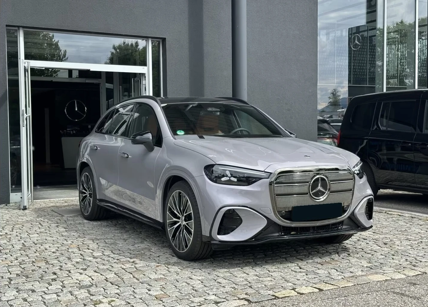 Mercedes-Benz GLC 400 4M AMG AIR Pano HyperScreen 360KAM BURM SitzKlima, снимка 3 - Автомобили и джипове - 55280291