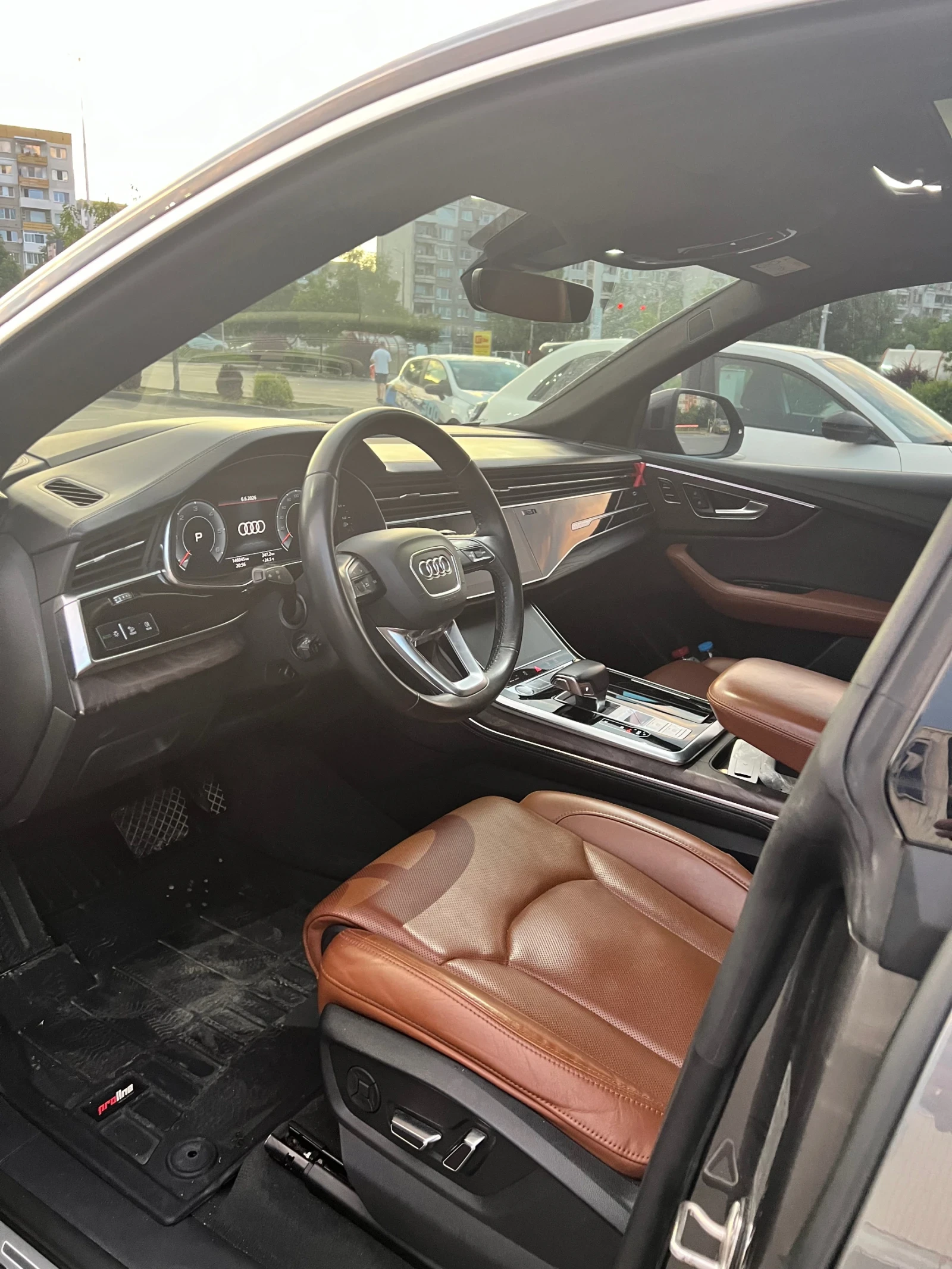 Audi Q8, снимка 6 - Автомобили и джипове - 55778170