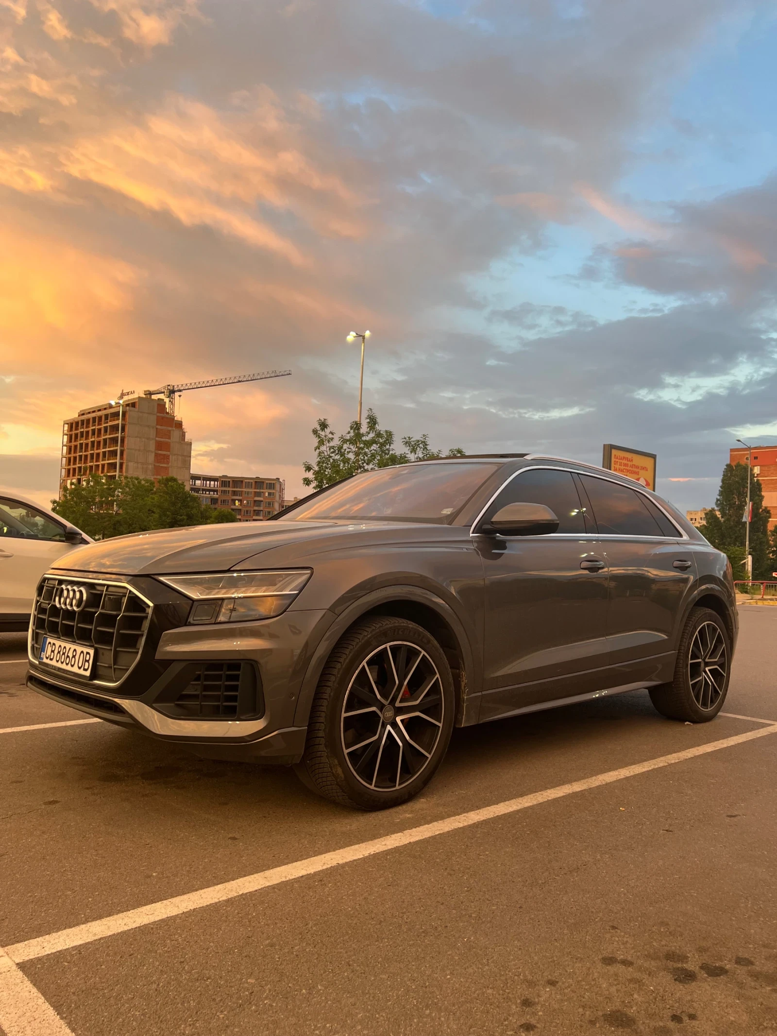 Audi Q8, снимка 3 - Автомобили и джипове - 55778170