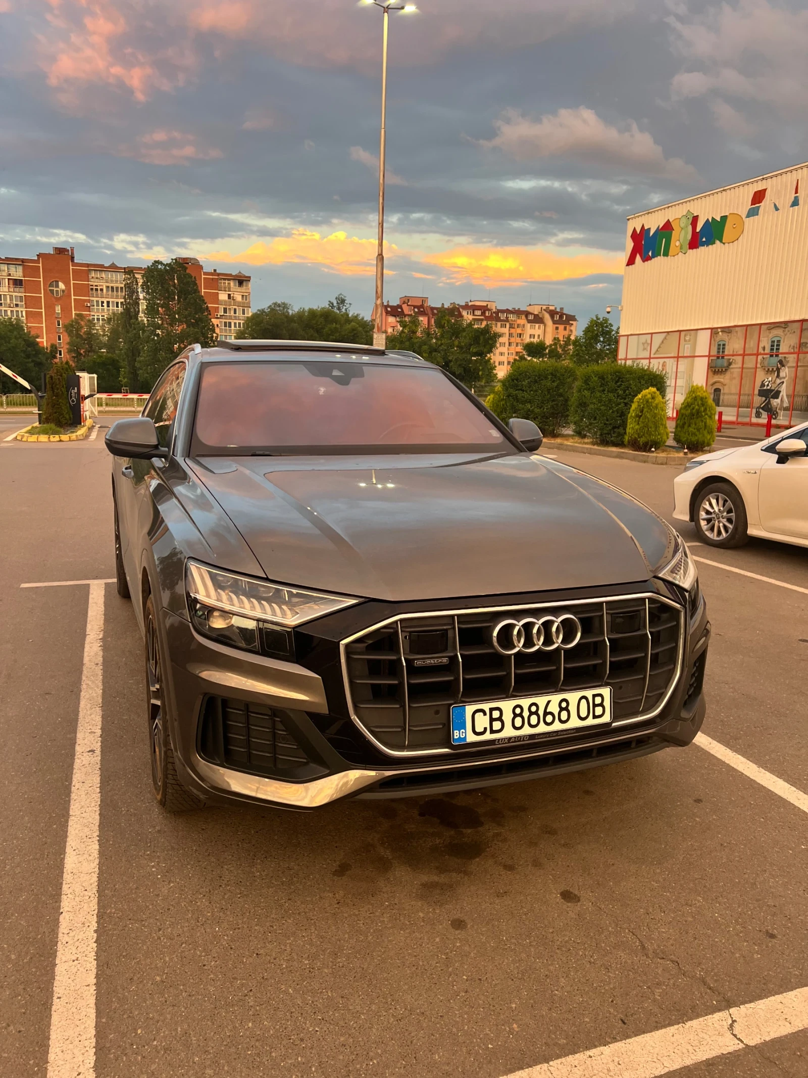Audi Q8, снимка 2 - Автомобили и джипове - 55778170