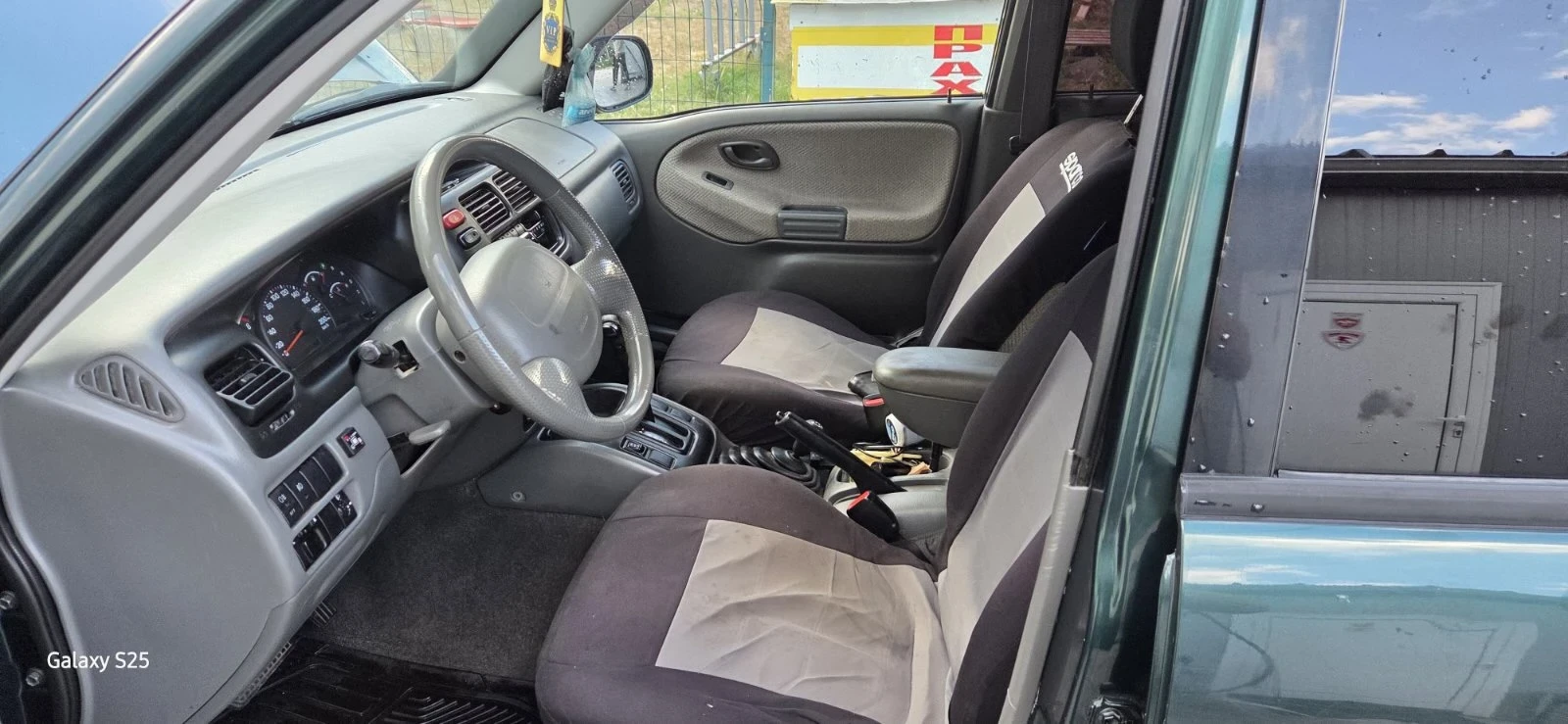 Suzuki Grand vitara, снимка 4 - Автомобили и джипове - 55955604