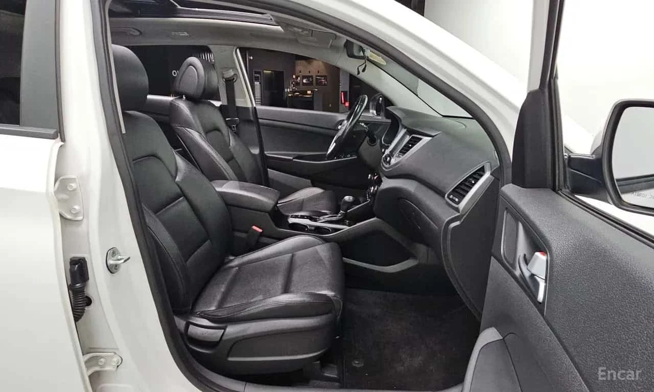 Hyundai Tucson Diesel 2.0 /���������/��������/���������/360  | Mobile.bg � ����������� 12