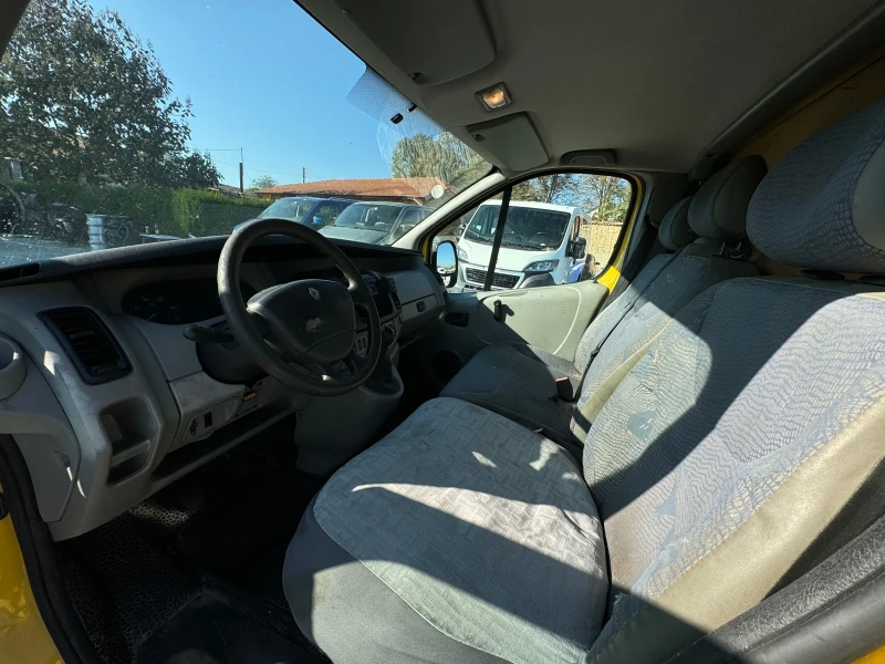 Renault Trafic 1.9cdti, снимка 9 - Бусове и автобуси - 47668864