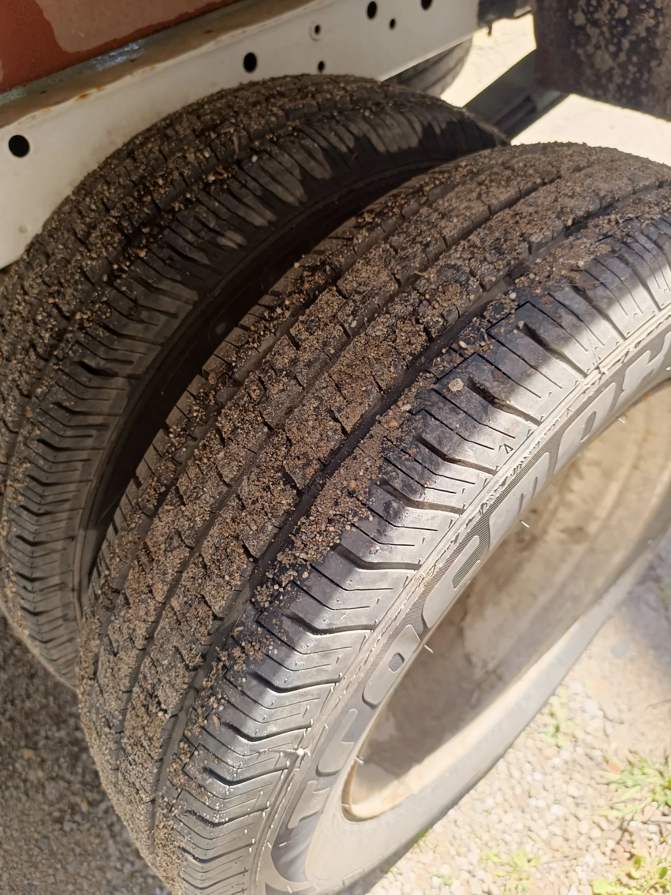 Ford Transit 2.4 - изображение 10