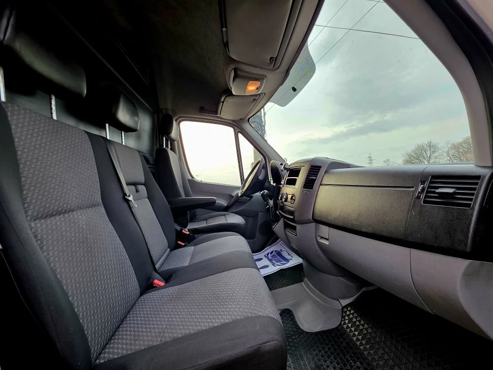 VW Crafter 2.0D 136ks 2012g климатик .Безупречна работа  - изображение 7