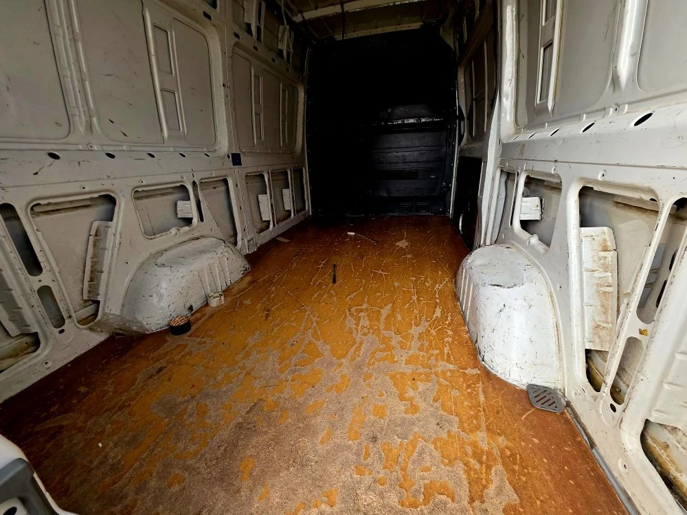 VW Crafter 2.0D 136ks 2012g климатик .Безупречна работа  - изображение 9