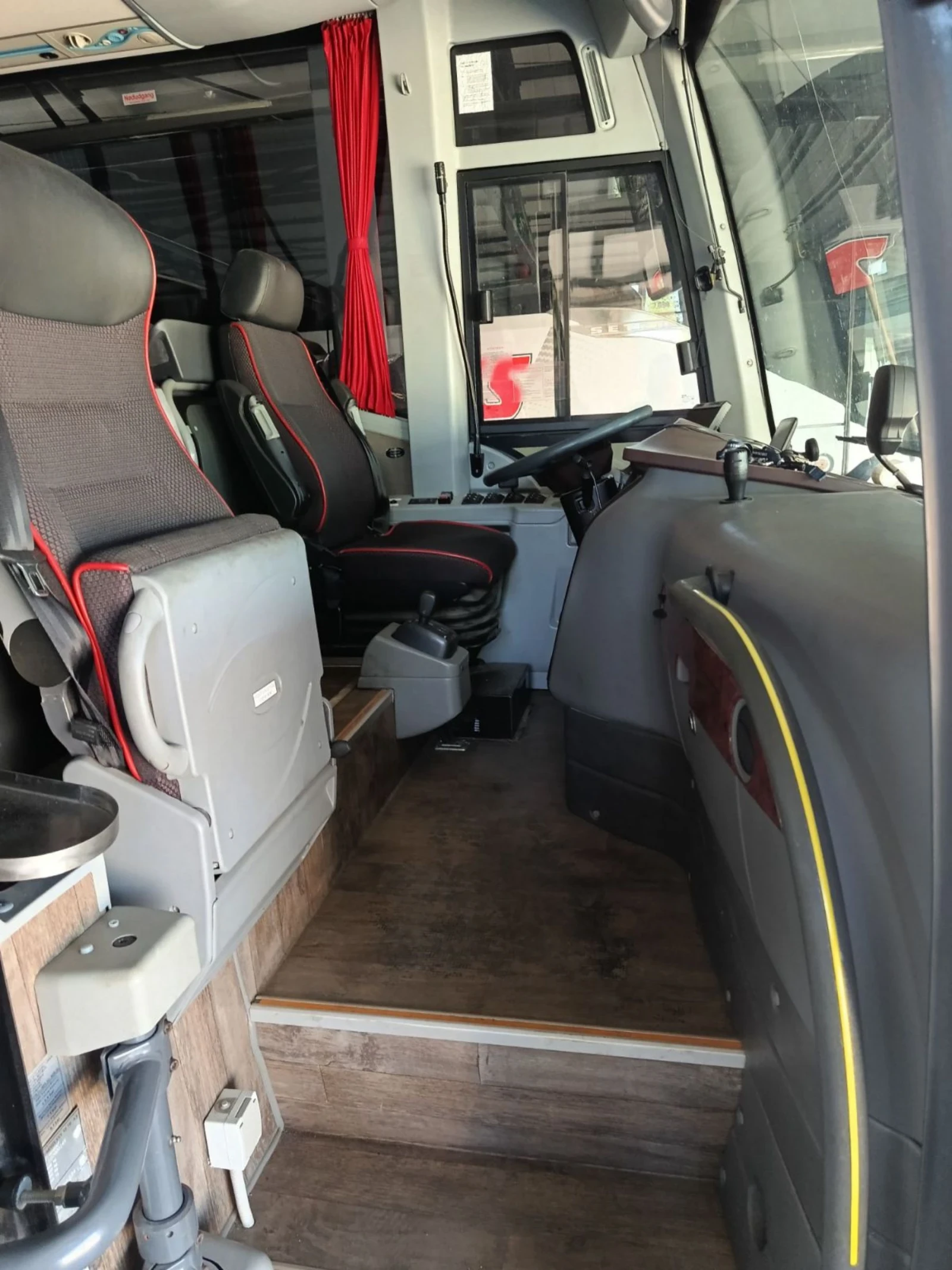 Isuzu Q-BUS 31 | Mobile.bg � ����������� 5