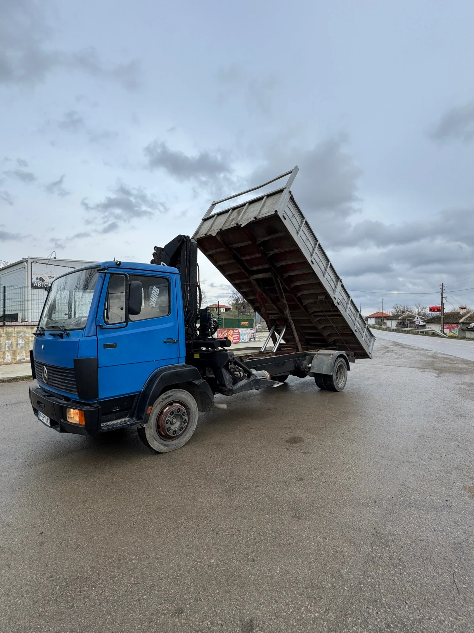 Mercedes-Benz 1117 6 цилиндъра с турбо - изображение 4