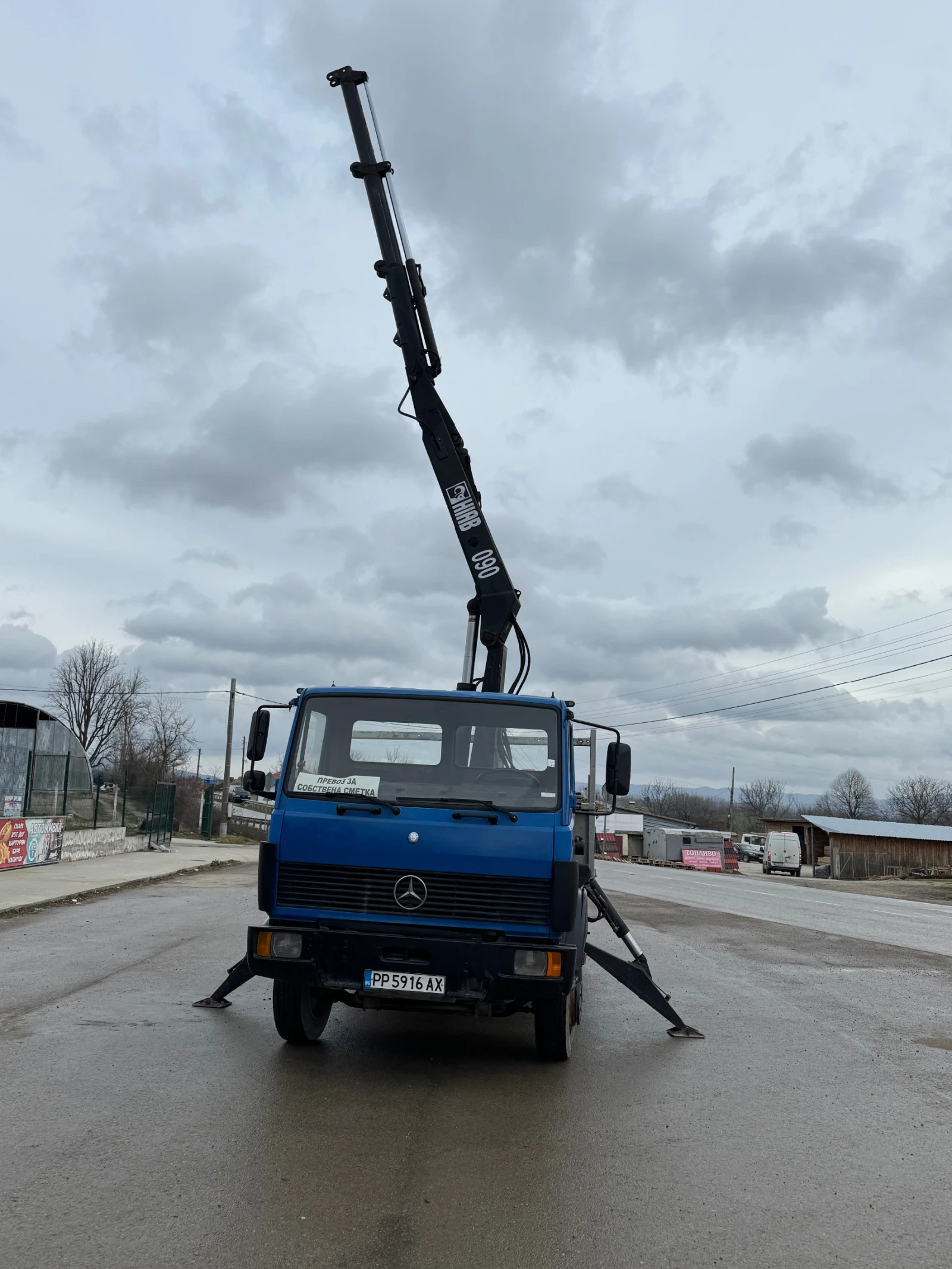 Mercedes-Benz 1117 6 цилиндъра с турбо - изображение 5