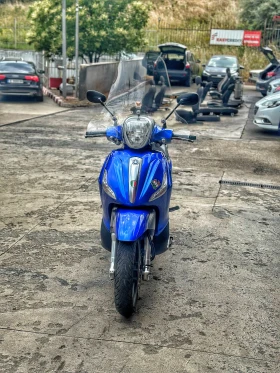Обява за продажба на Piaggio Beverly 300IS ABS-TRACTION 11900 km ~4 600 лв. - изображение 1
