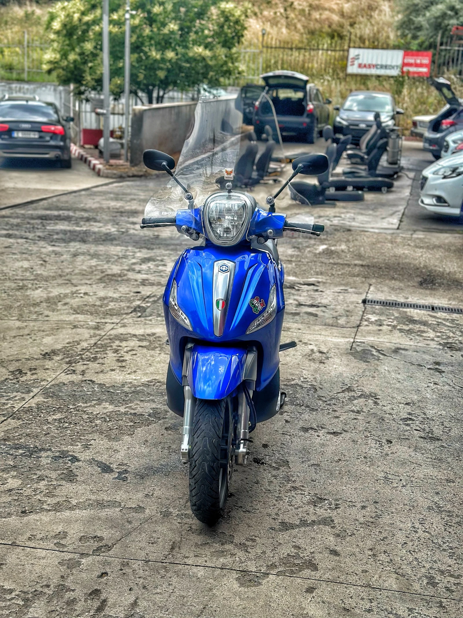 Piaggio Beverly 300IS ABS-TRACTION 11900 km - изображение 2