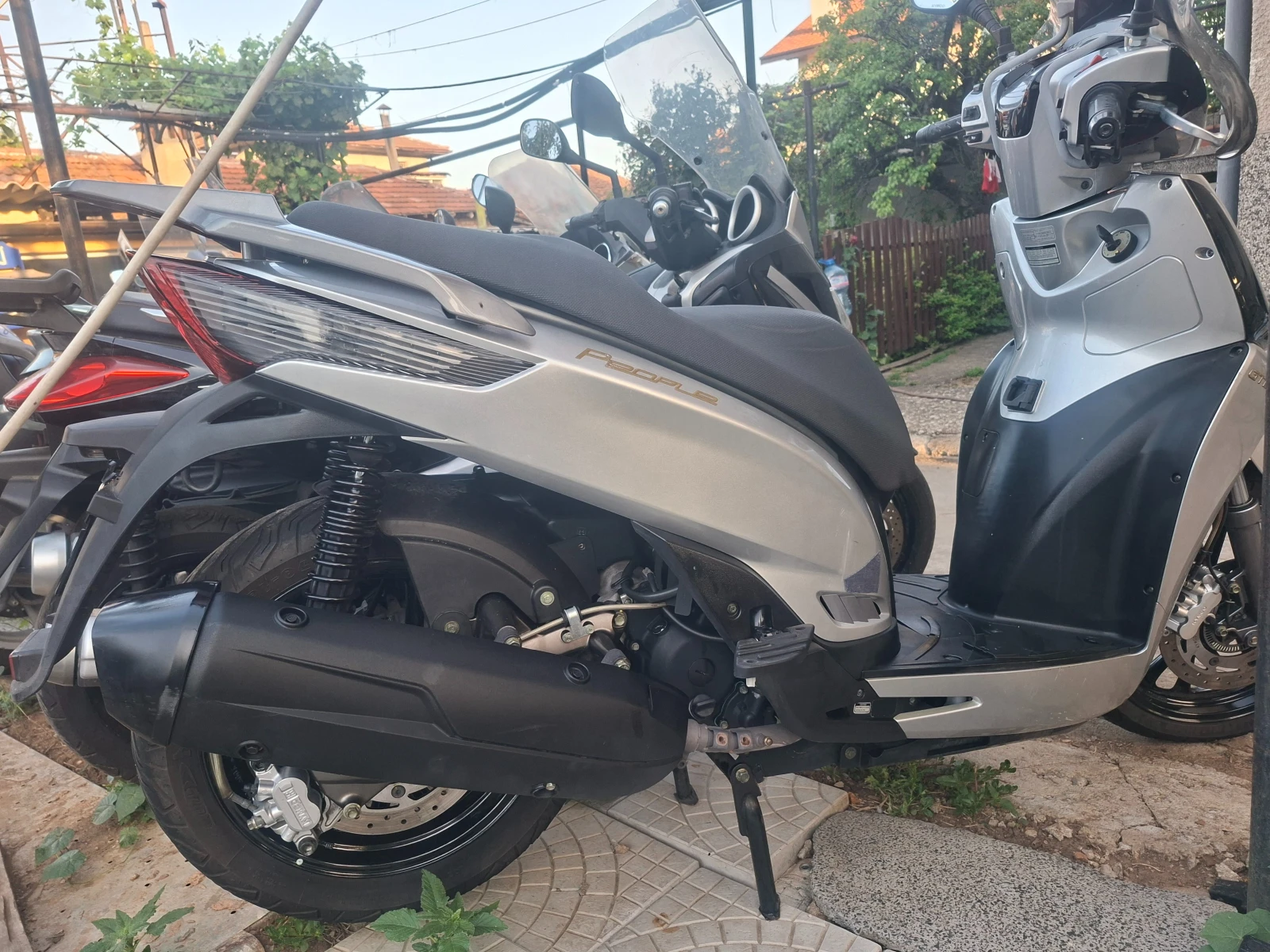 Kymco People 200GTI   100%    | Mobile.bg   16