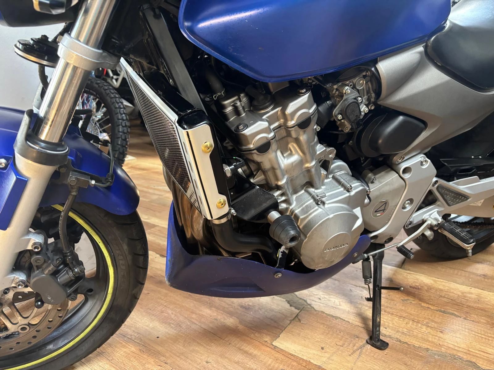 Honda Hornet 600, снимка 4 - Мотоциклети и мототехника - 55743631