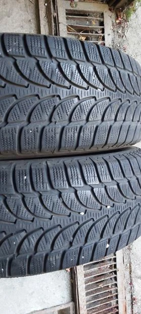 Гуми Зимни 215/70R16, снимка 1