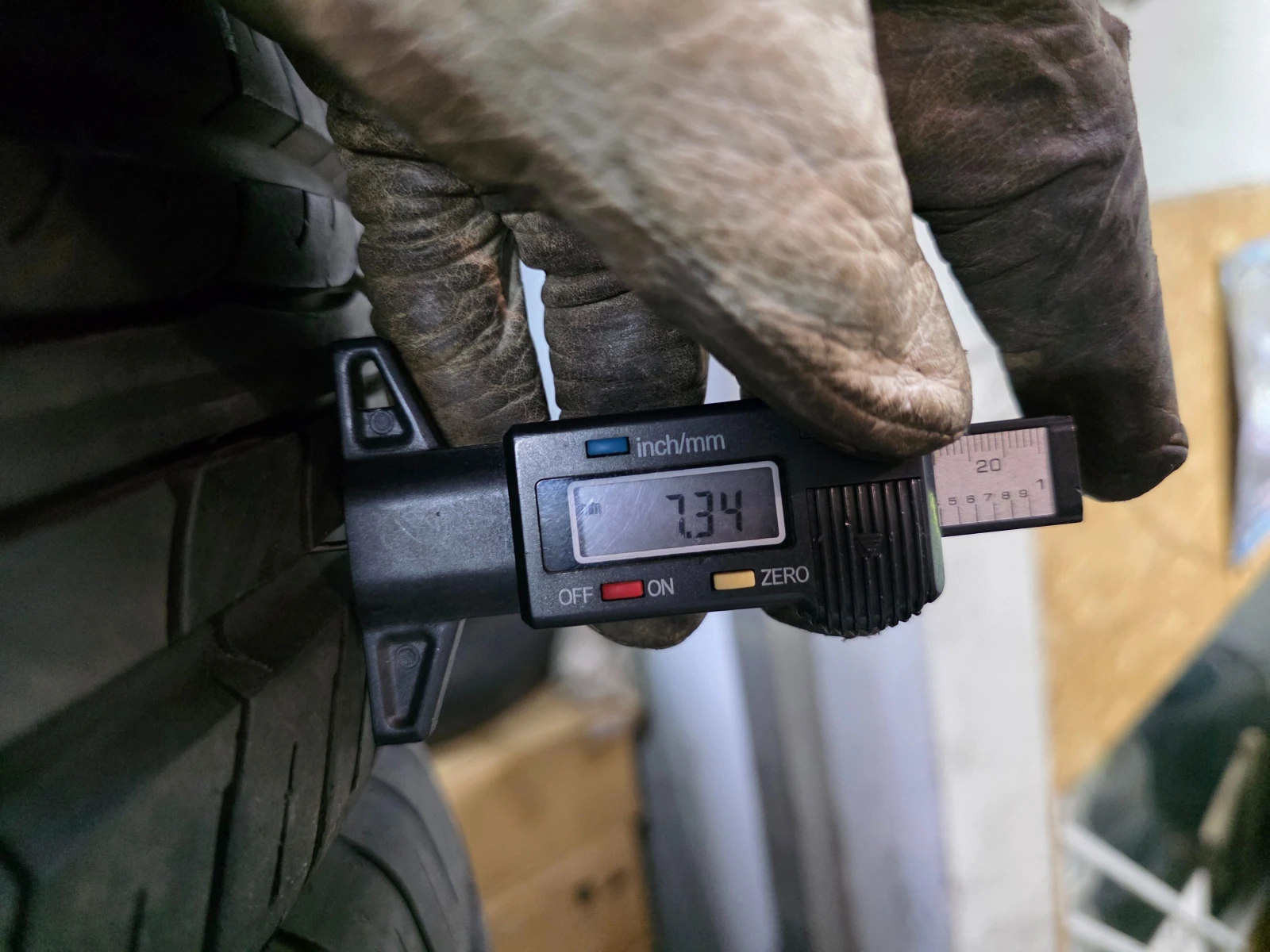 Гуми Летни 175/65R15, снимка 6 - Гуми и джанти - 55478402