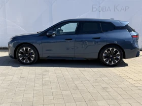 BMW iX xDrive60, снимка 3