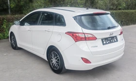     Hyundai I30 1.6 CRDI 110 . 