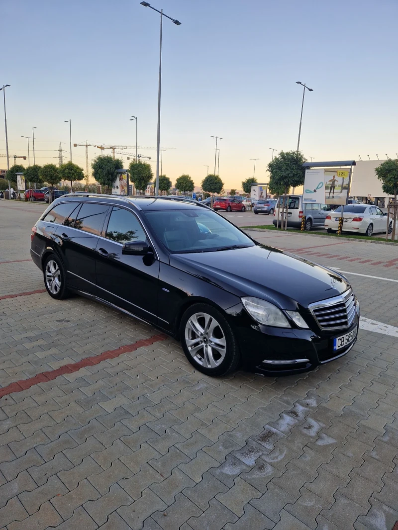 Mercedes-Benz E 220 7G Tronic 170 HP, снимка 1 - Автомобили и джипове - 47818302