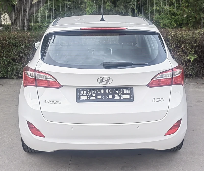 Hyundai I30 1.6 CRDI 110 кс. , снимка 6 - Автомобили и джипове - 47285663