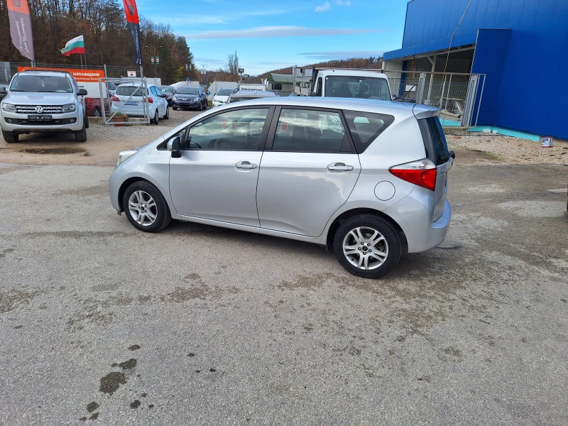 Toyota Verso S 1.4, снимка 8 - Автомобили и джипове - 48050663