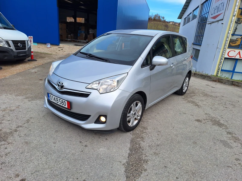 Toyota Verso S 1.4, снимка 9 - Автомобили и джипове - 48050663