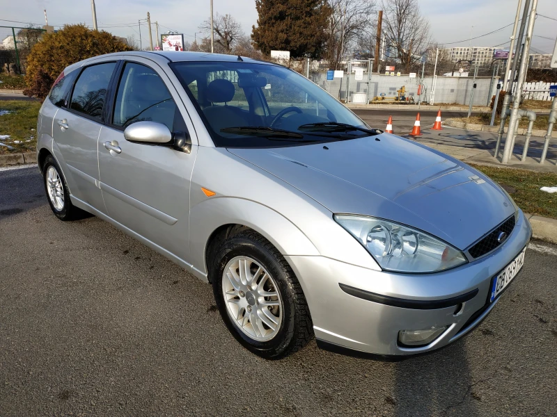 Ford Focus 1.8 TDCI, снимка 11 - Автомобили и джипове - 48577141