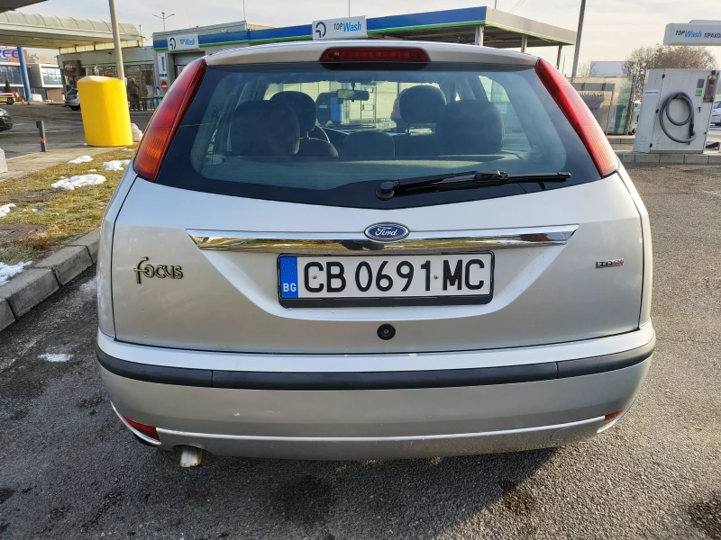 Ford Focus 1.8 TDCI, снимка 5 - Автомобили и джипове - 48577141