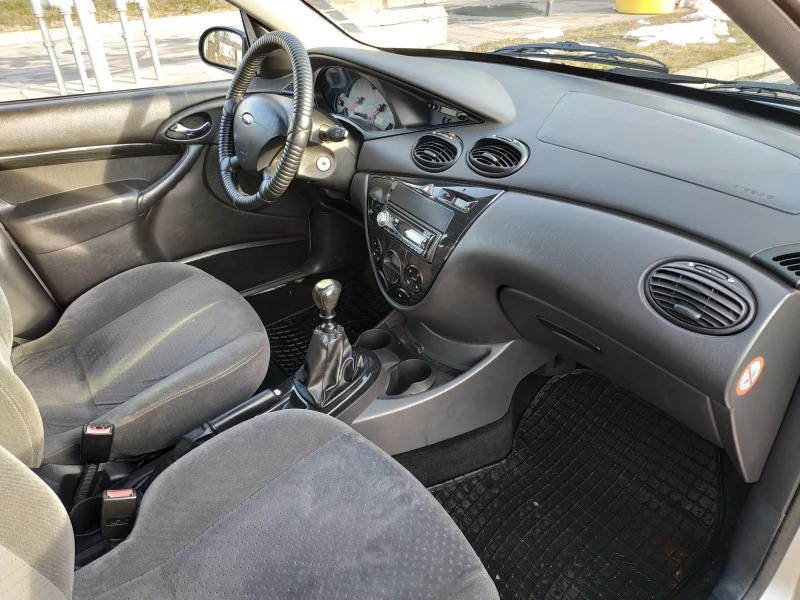 Ford Focus 1.8 TDCI, снимка 10 - Автомобили и джипове - 48577141